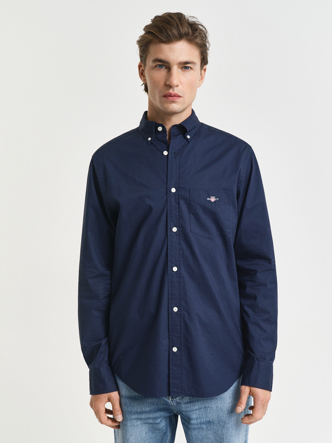 Gant Men Navy Blue Solid Regular Fit Classic Poplin Shirt