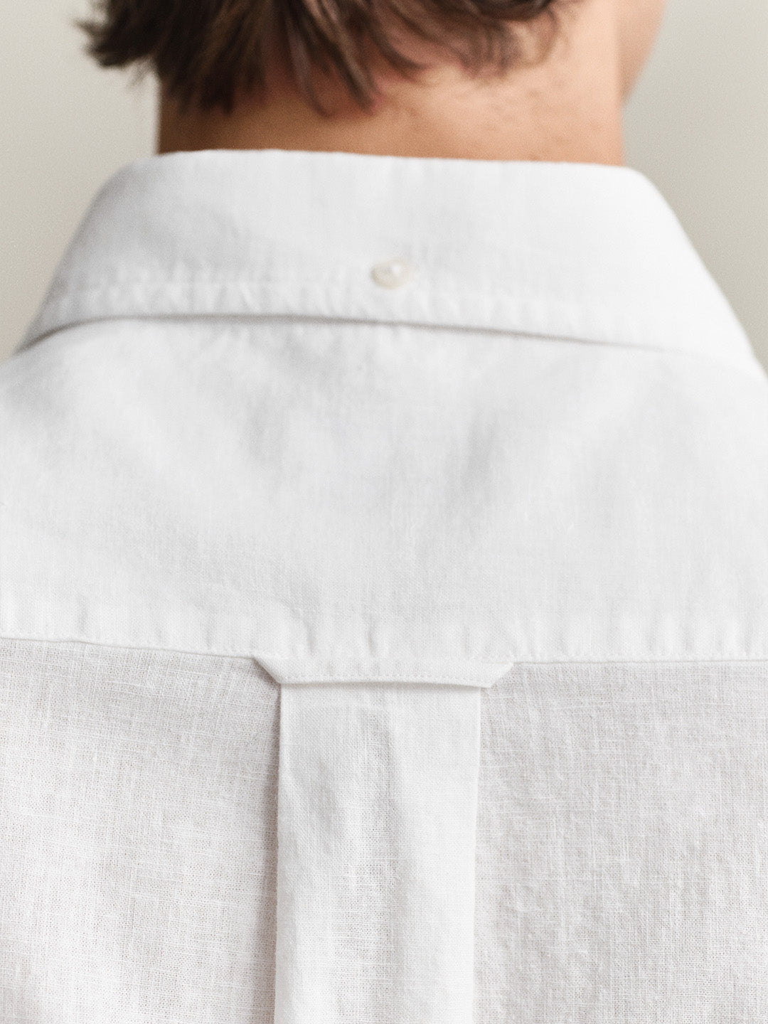 Gant Men White Regular Fit Linen Shirt
