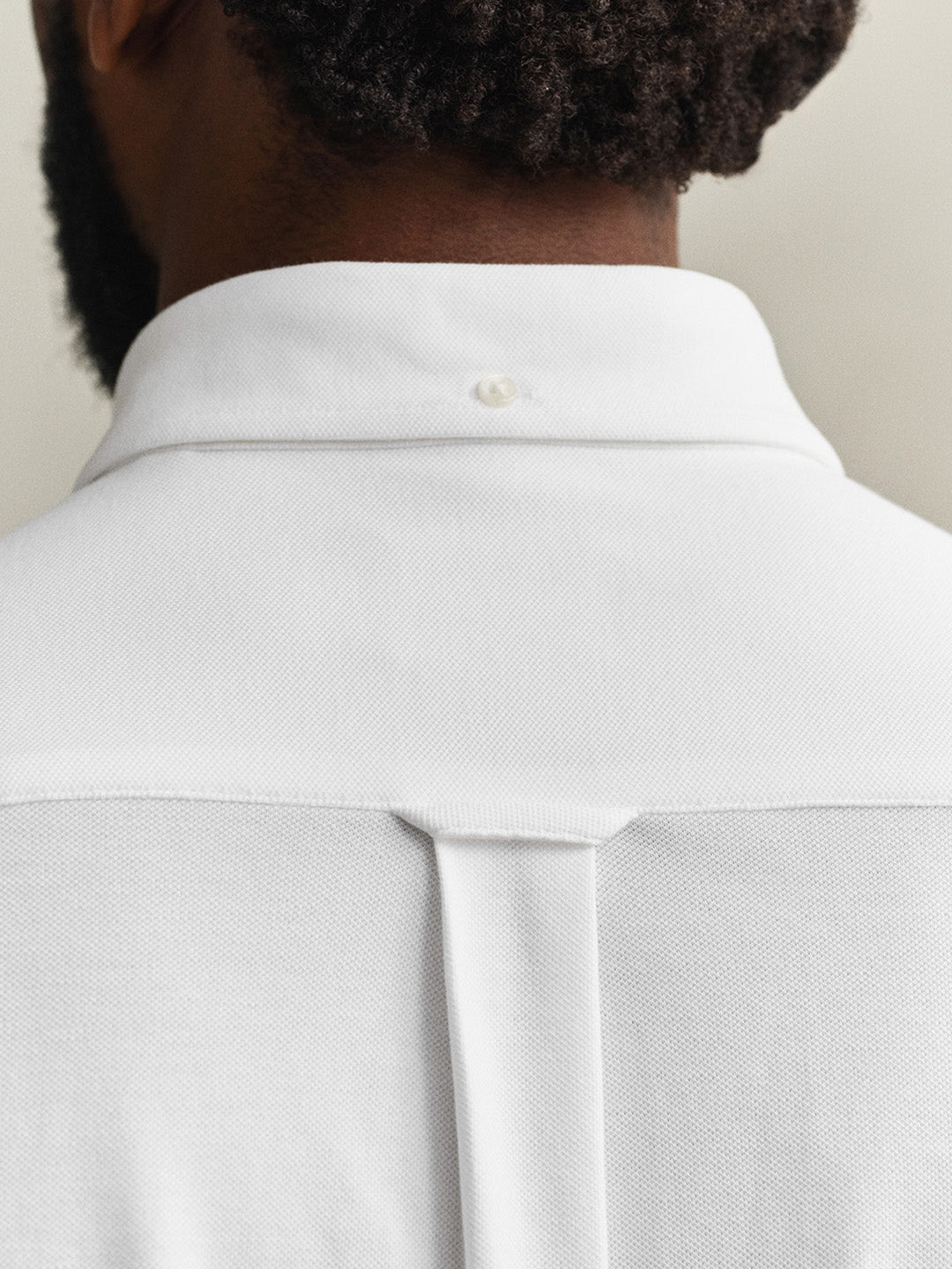 Gant Men White Solid Regular Fit Pique Shirt