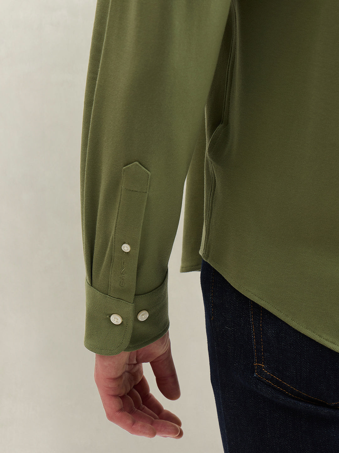Gant Men Solid Green Shirt