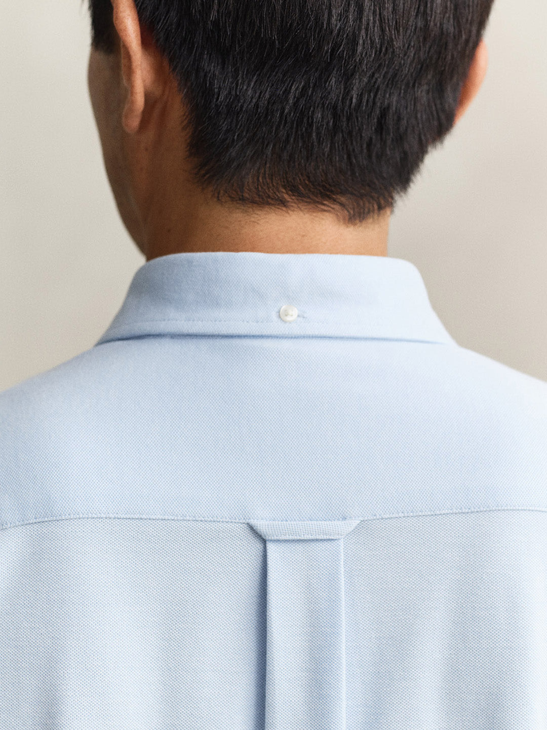 Gant Men Blue Solid Regular Fit Pique Shirt