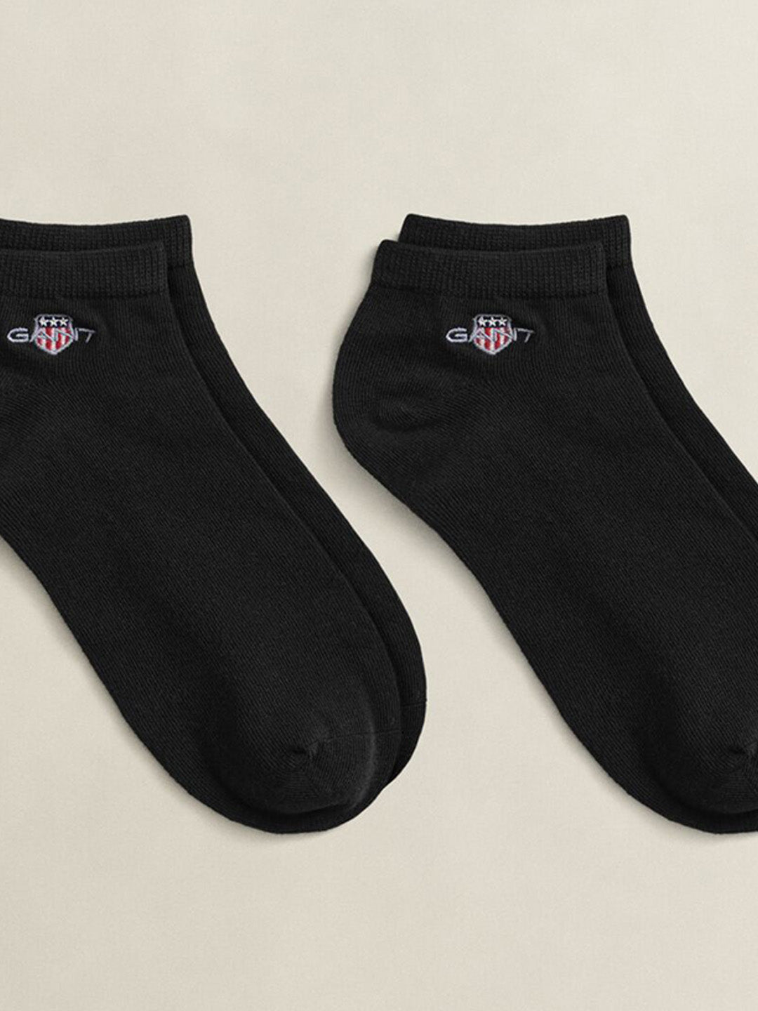 Gant Men Black Shield Ankle Socks Pack of 2