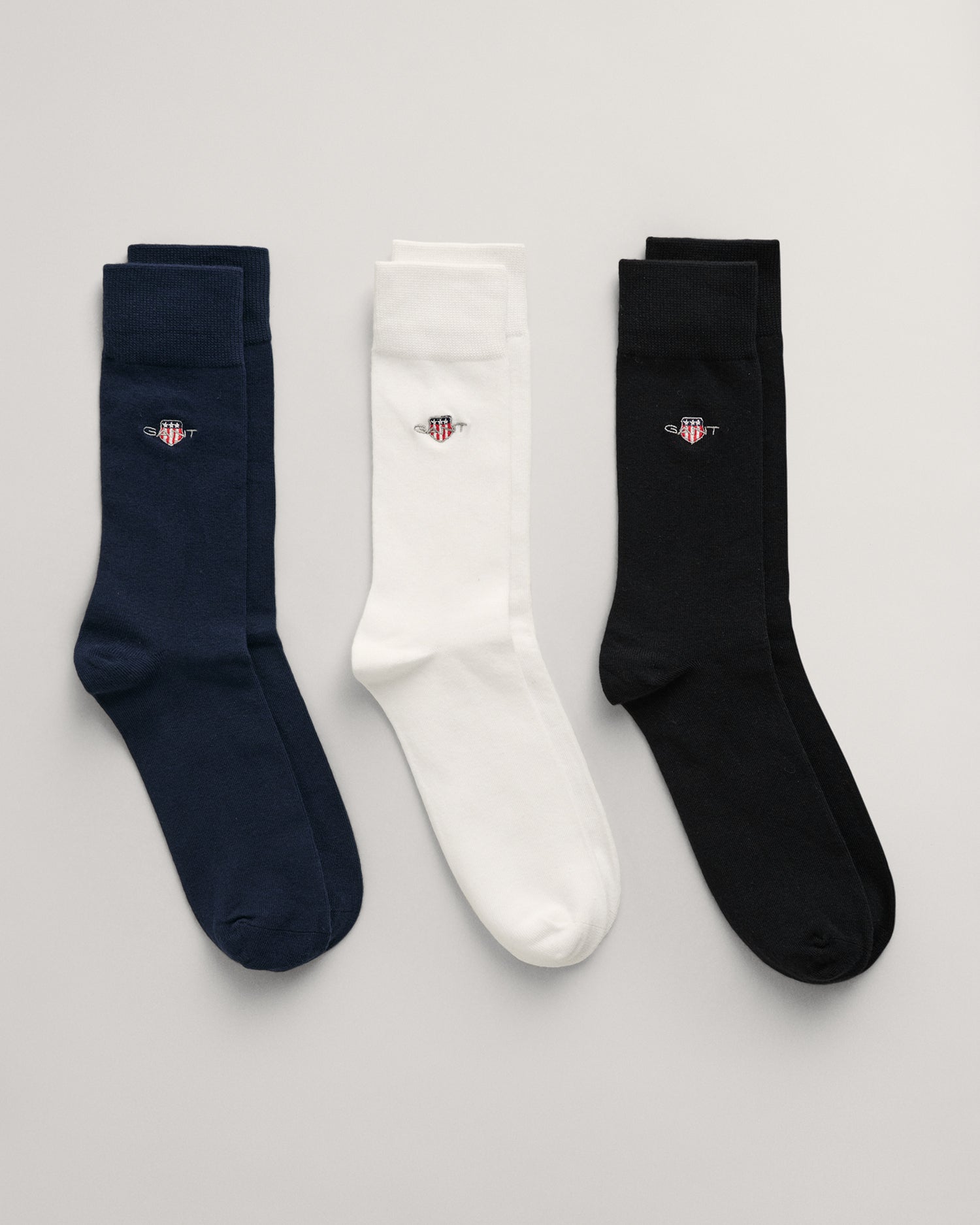 Gant Men Black Solid Socks