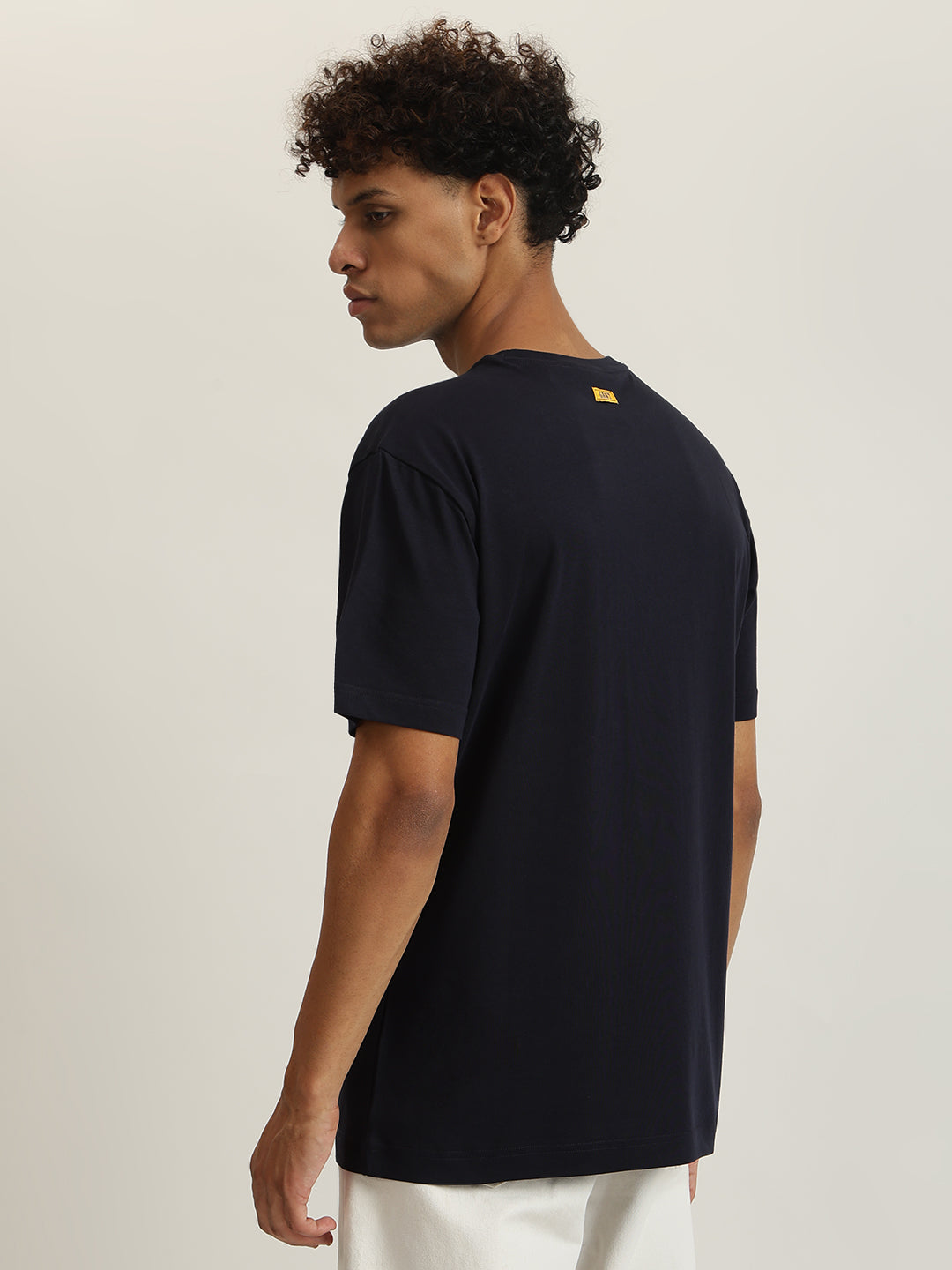 Gant Men Solid Round Neck Short Sleeves Tshirt