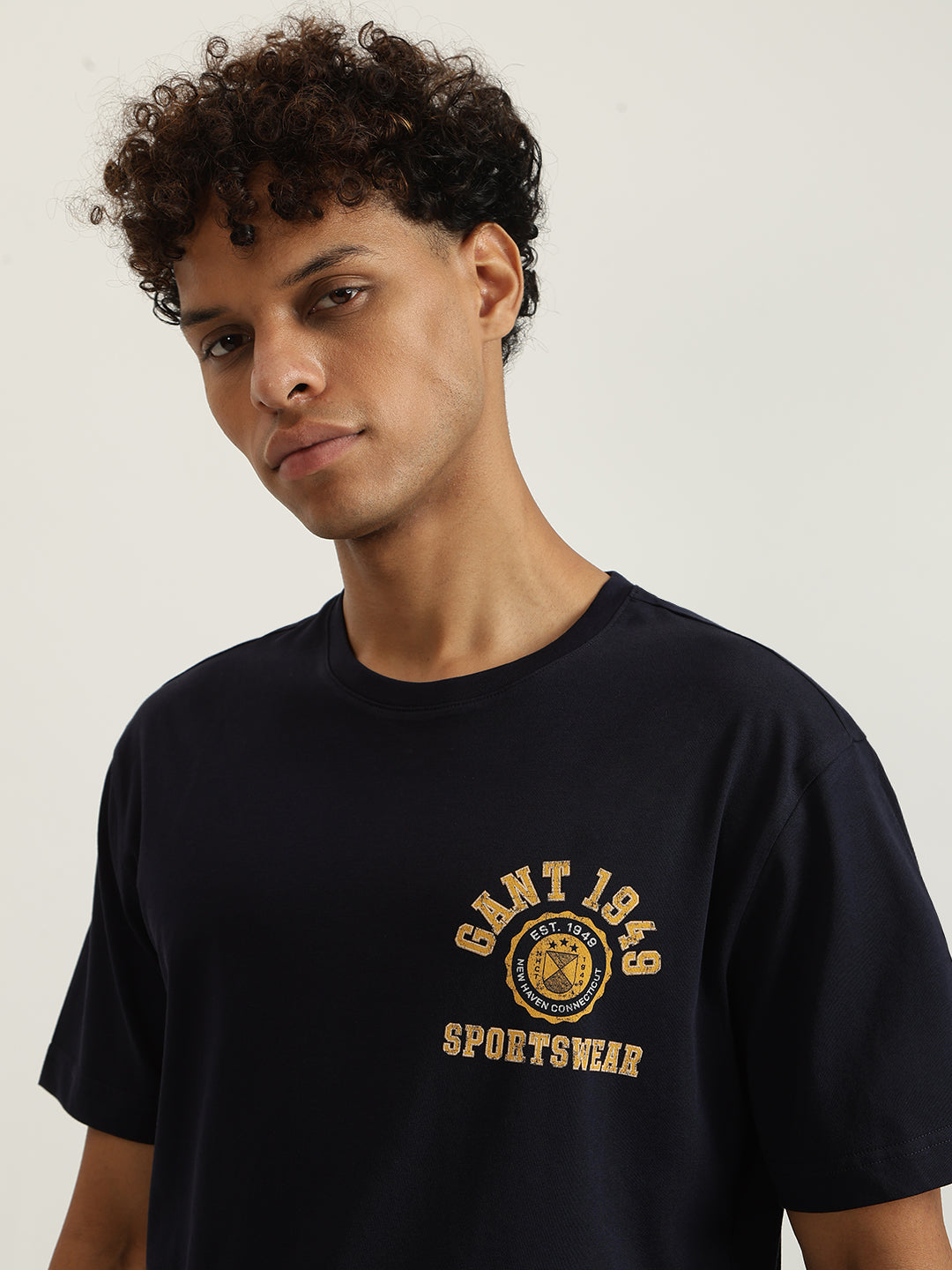 Gant Men Solid Round Neck Short Sleeves Tshirt