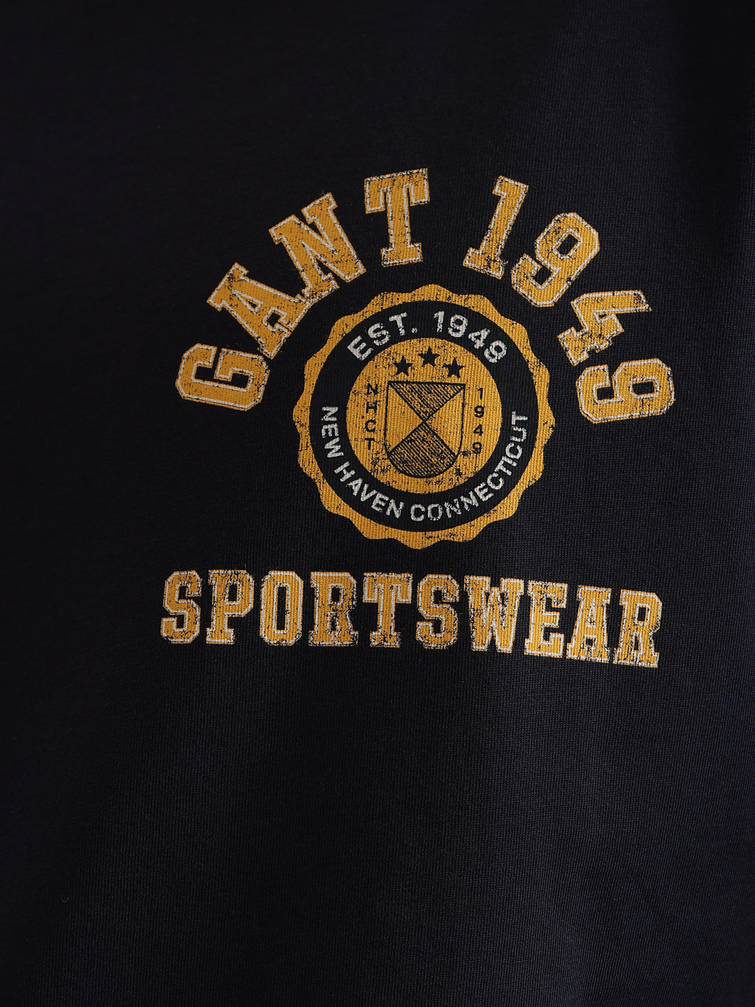 Gant Men Solid Round Neck Short Sleeves Tshirt