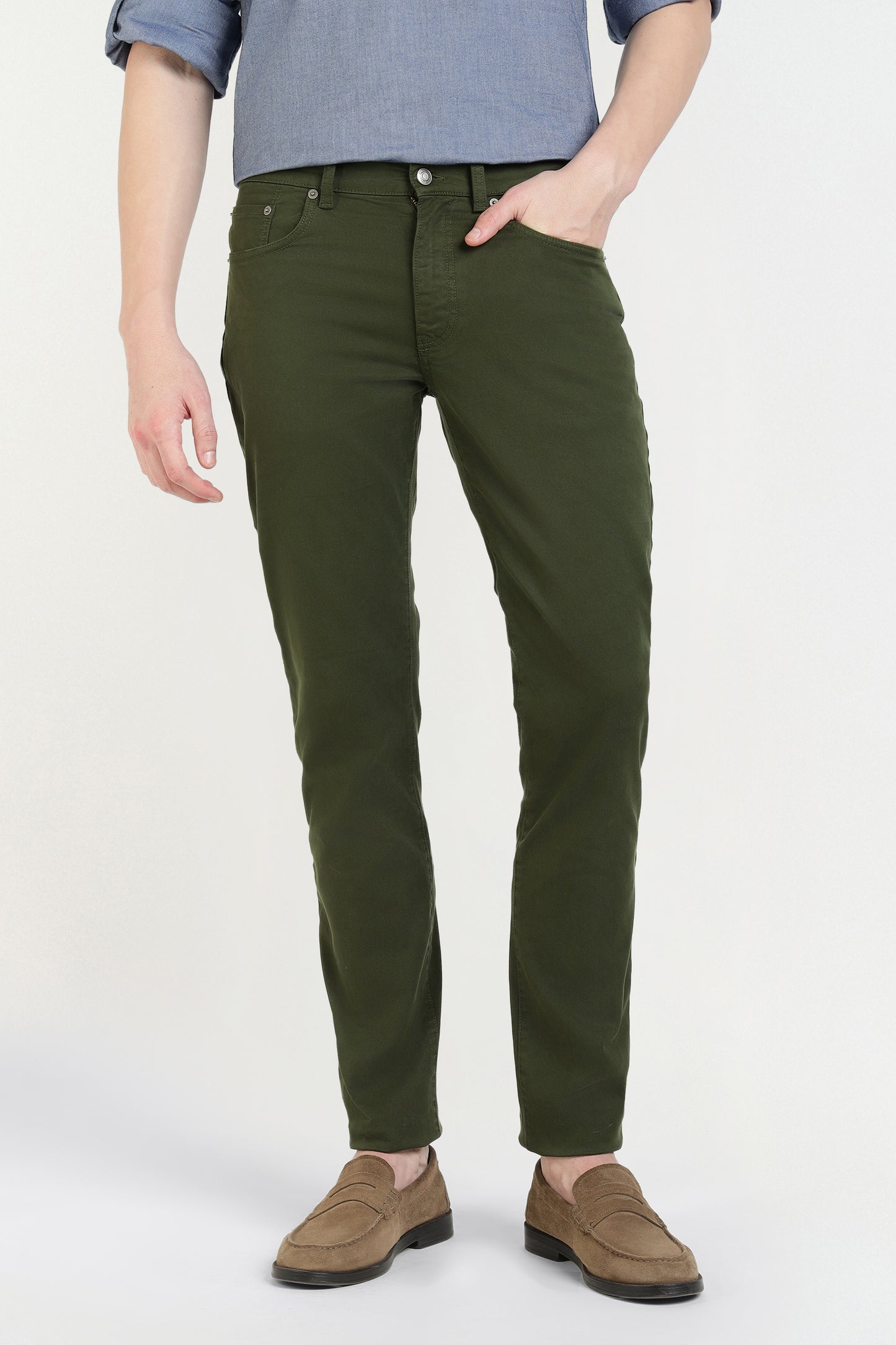 Gant Men Green Slim Fit Solid Jeans