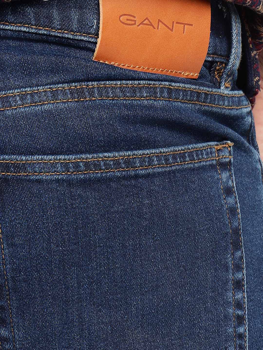 Gant Men Blue Regular Fit Solid Jeans