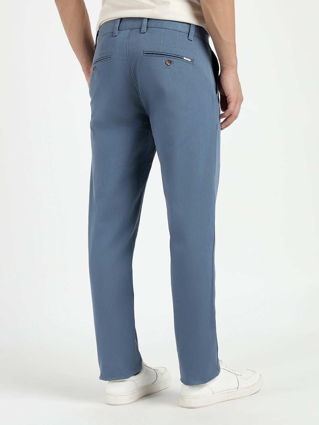 Gant Men Blue Slim Fit Solid Trouser