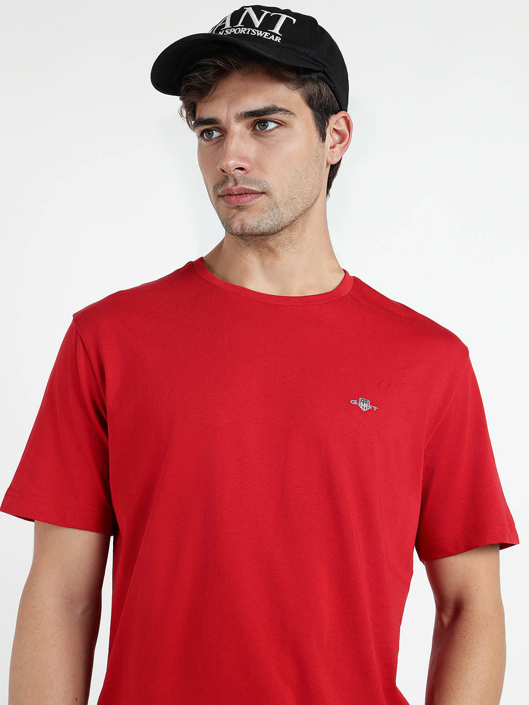 Gant Men Red Solid Crew Neck Tshirt