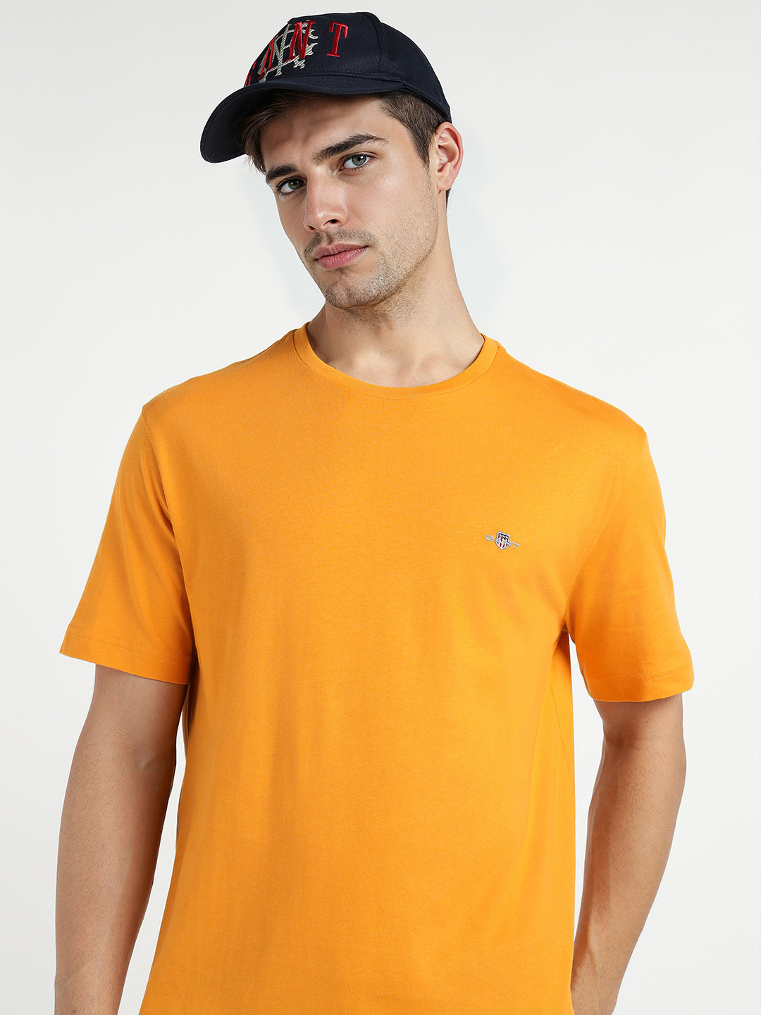 Gant Men Yollow Solid Crew Neck Tshirt