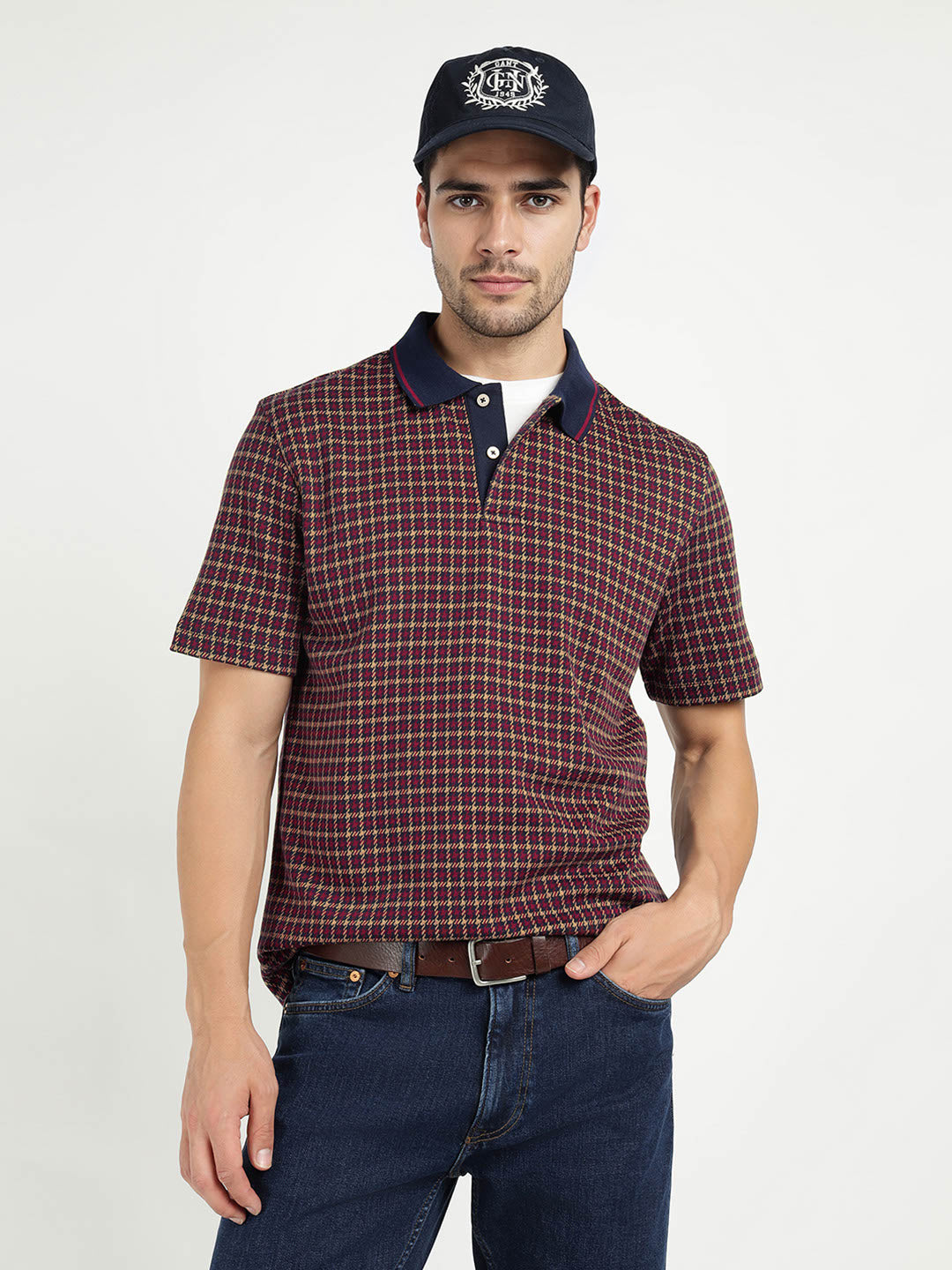 Gant Men Wine/Beige Solid Polo Tshirt