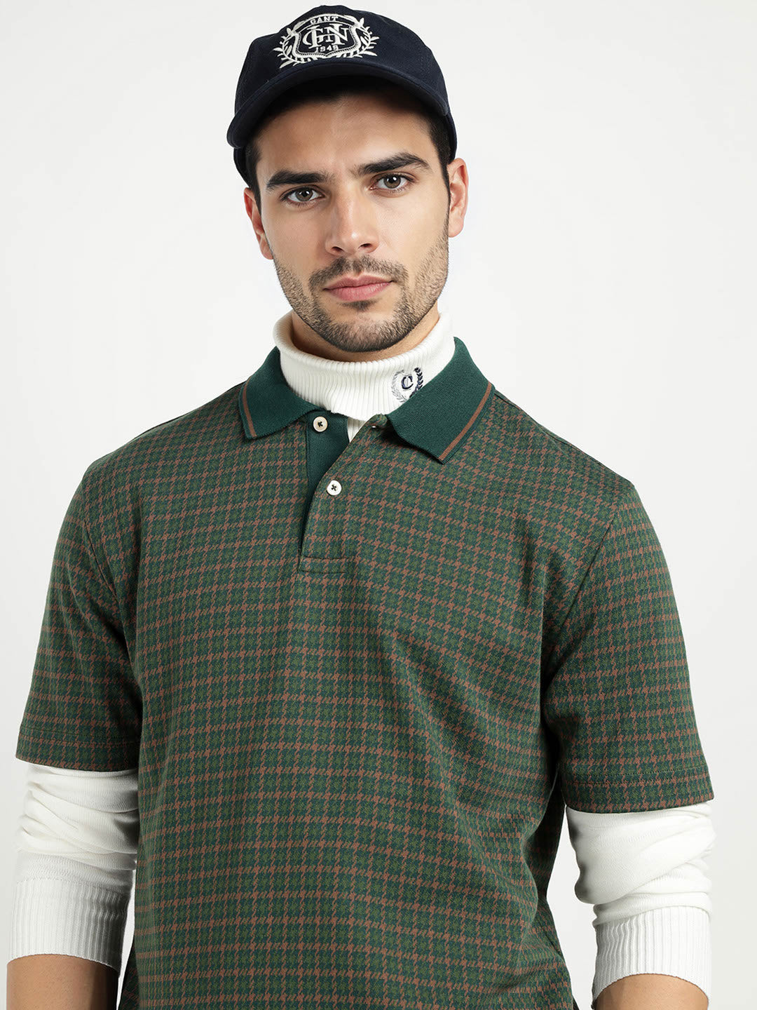 Gant Men Green Solid Polo Tshirt