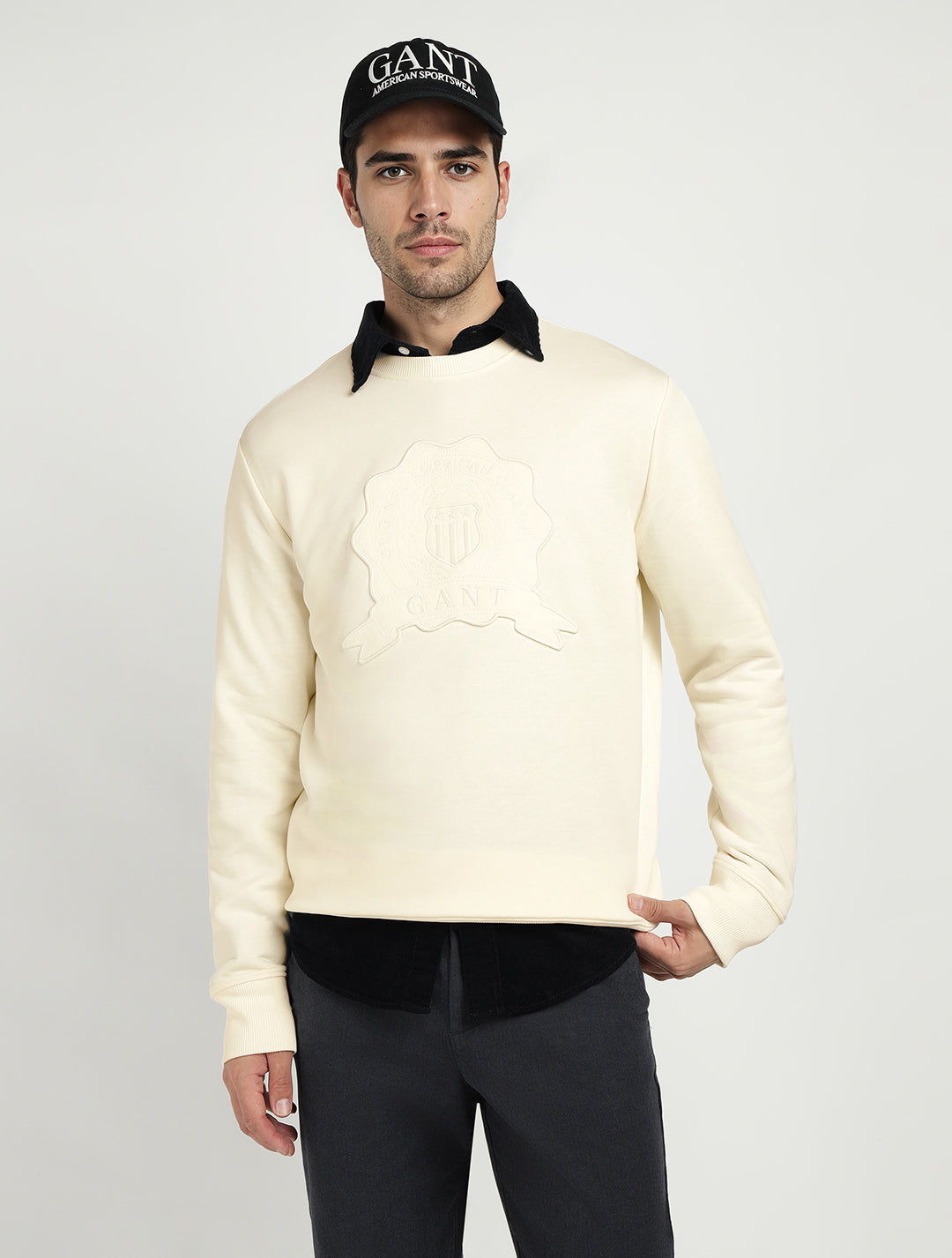 Gant Men Cream Solid Crew Neck Sweatshirt