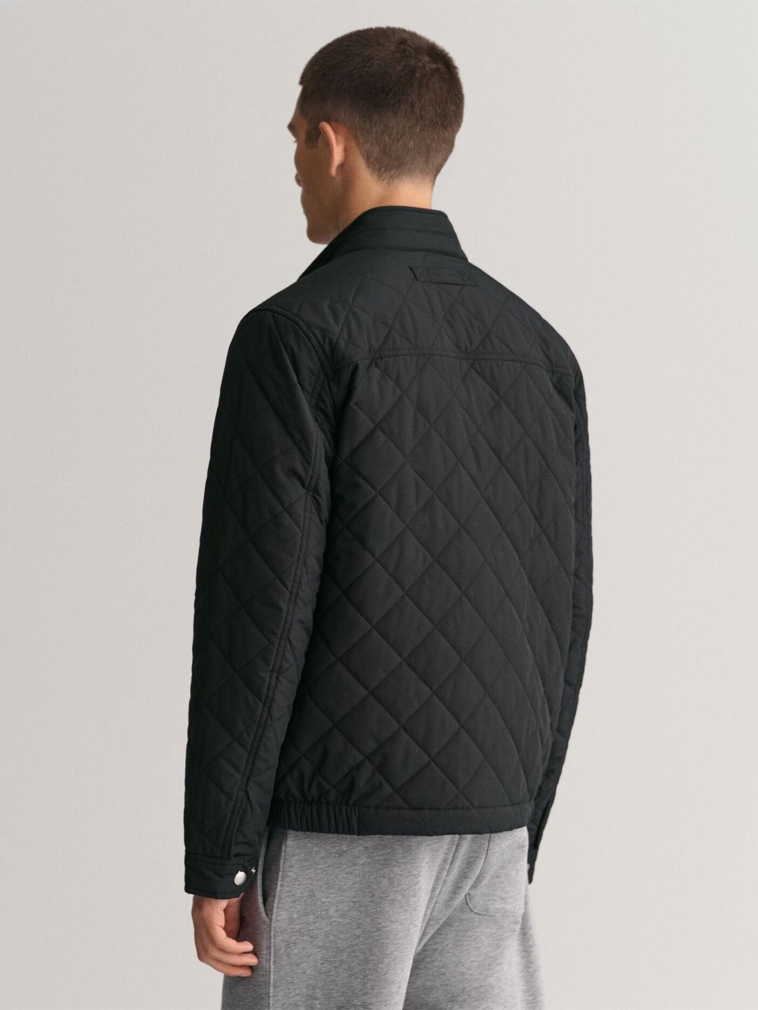 Gant Men Black Regular Fit Solid Quilted Jacket