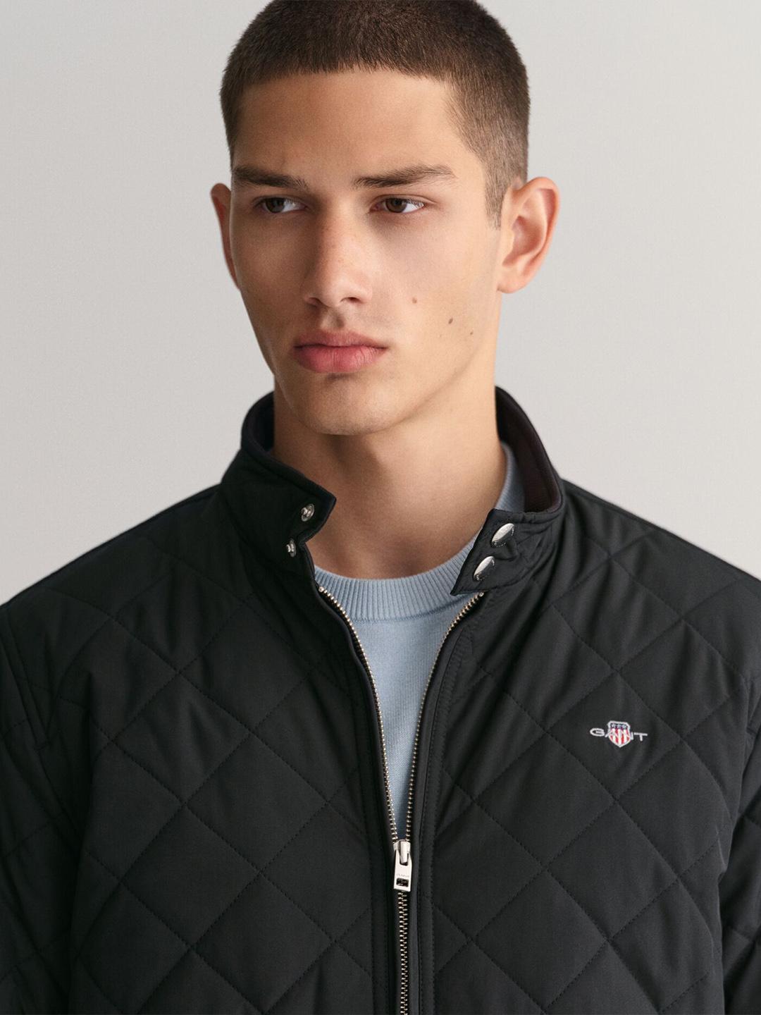 Gant Men Black Regular Fit Solid Quilted Jacket