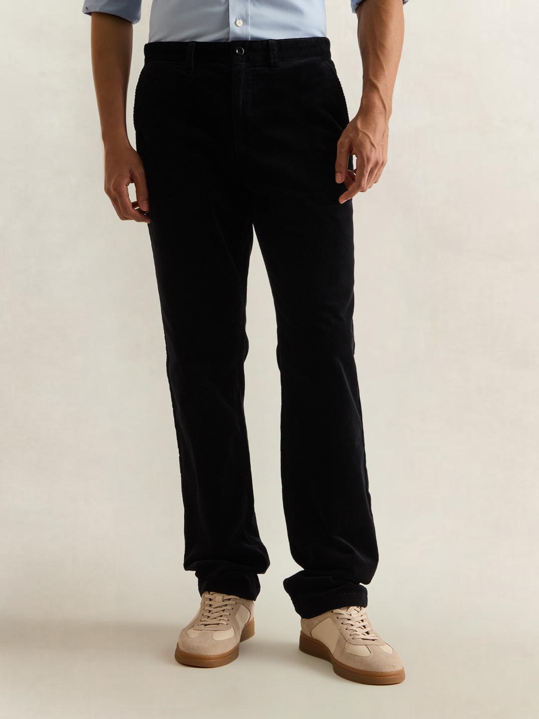 Gant Men Black Solid Regular Fit Chinos Trouser