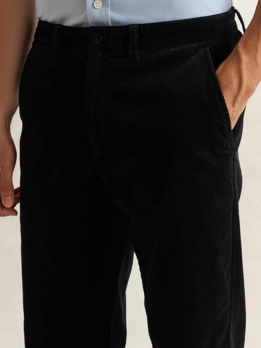 Gant Men Black Solid Regular Fit Chinos Trouser