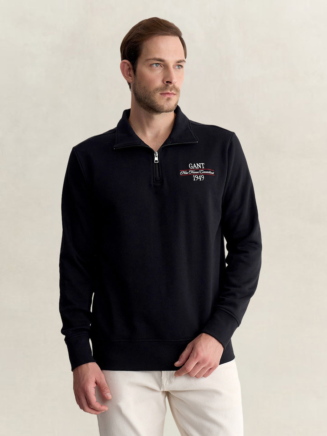 Gant Men Black Regular Fit Solid Cotton Blend Sweatshirt