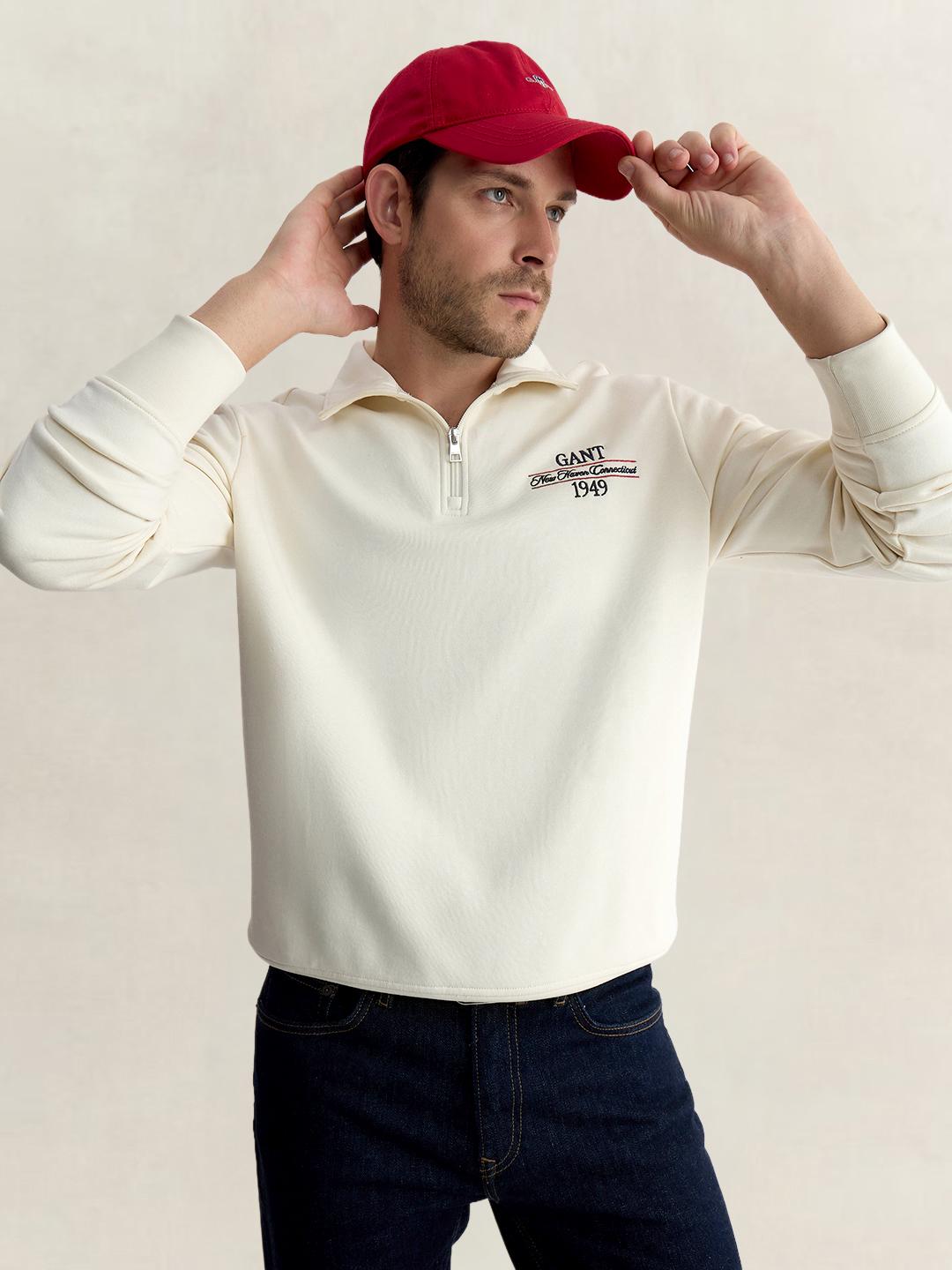 Gant Men Off White Regular Fit Solid Cotton Blend Sweatshirt