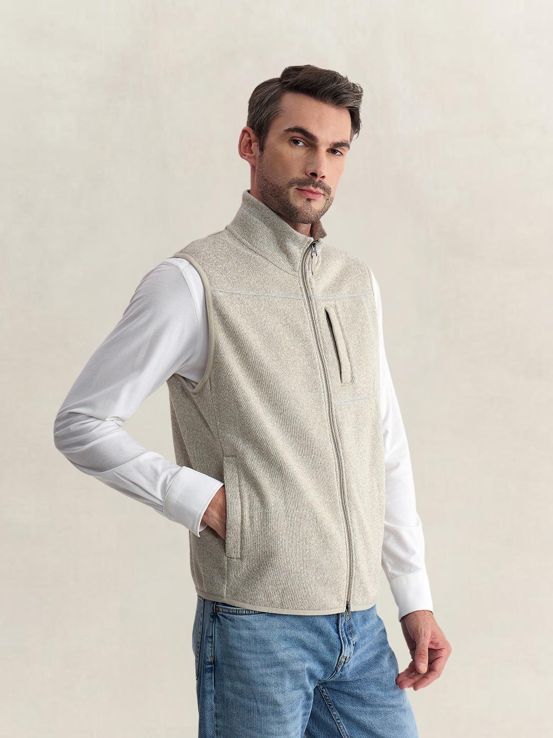 Gant Men Grey Regular Fit Solid Fleece Vest