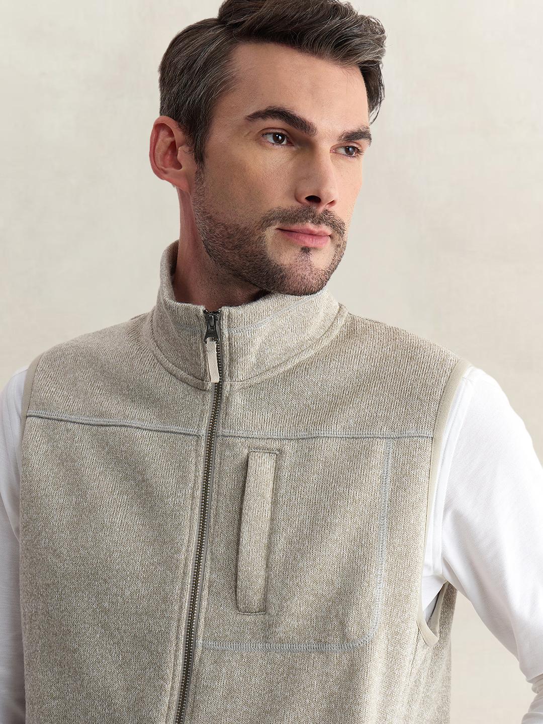 Gant Men Grey Regular Fit Solid Fleece Vest
