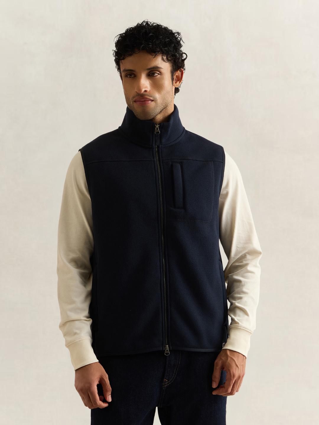 Gant Men Dark Navy Solid Regular Fit Vest