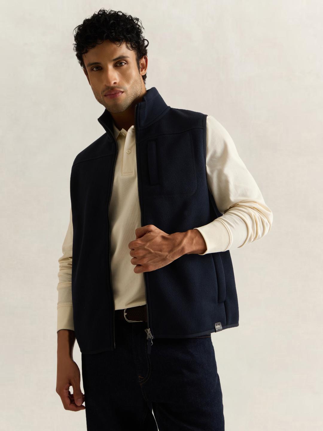 Gant Men Dark Navy Solid Regular Fit Vest