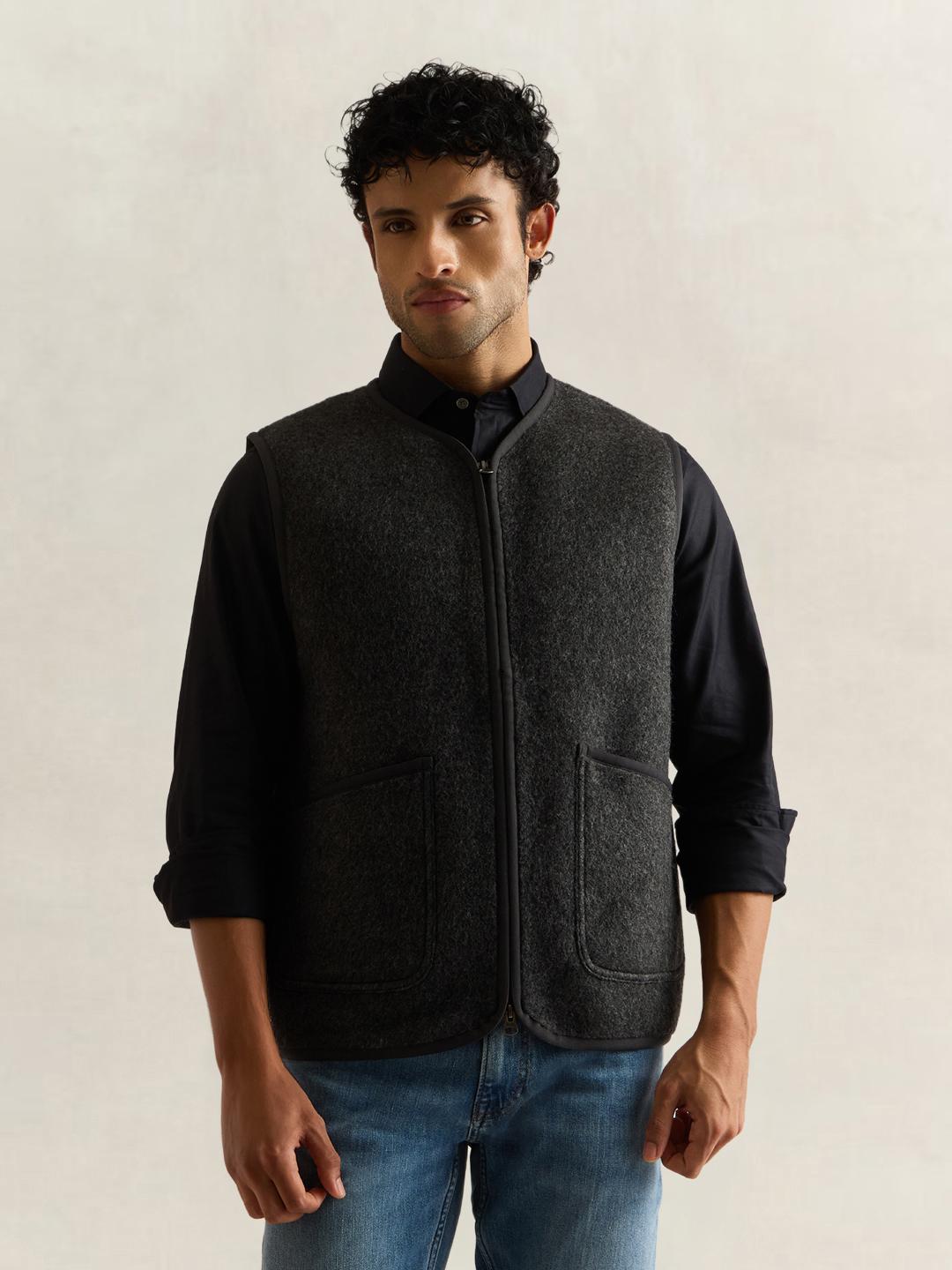 Gant Men Dark Grey Solid Regular Fit Vest