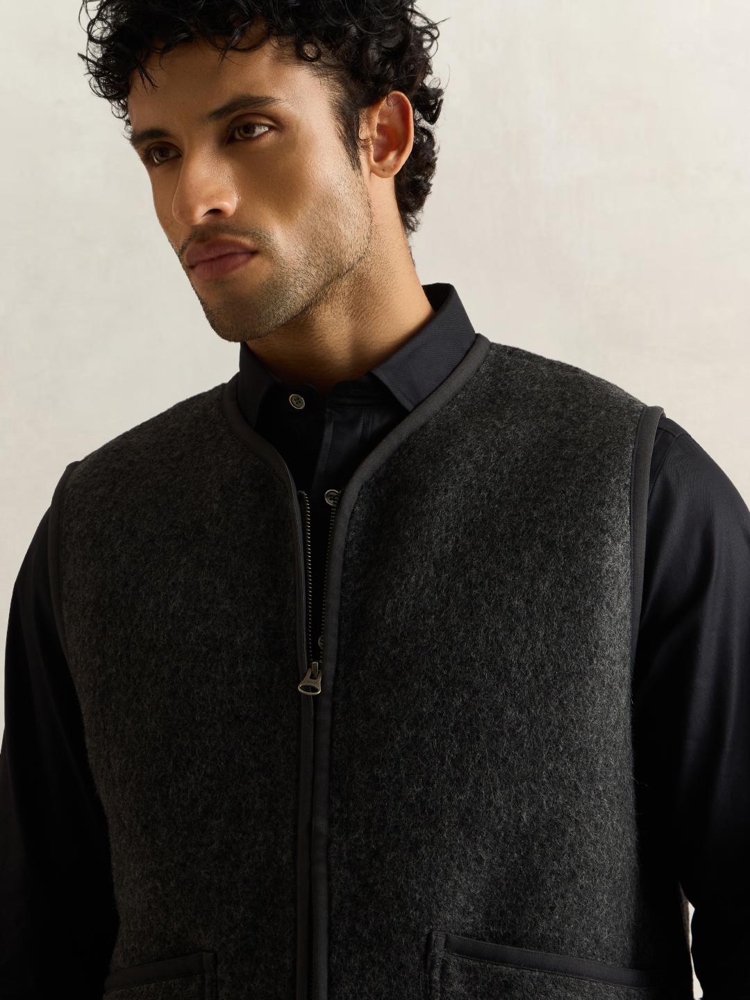Gant Men Dark Grey Solid Regular Fit Vest