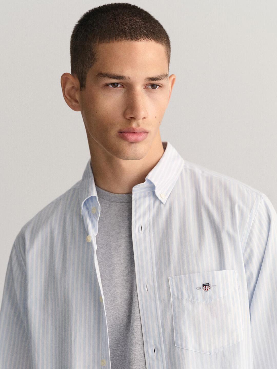 Gant Men Blue Striped Regular Fit Classic Poplin Shirt
