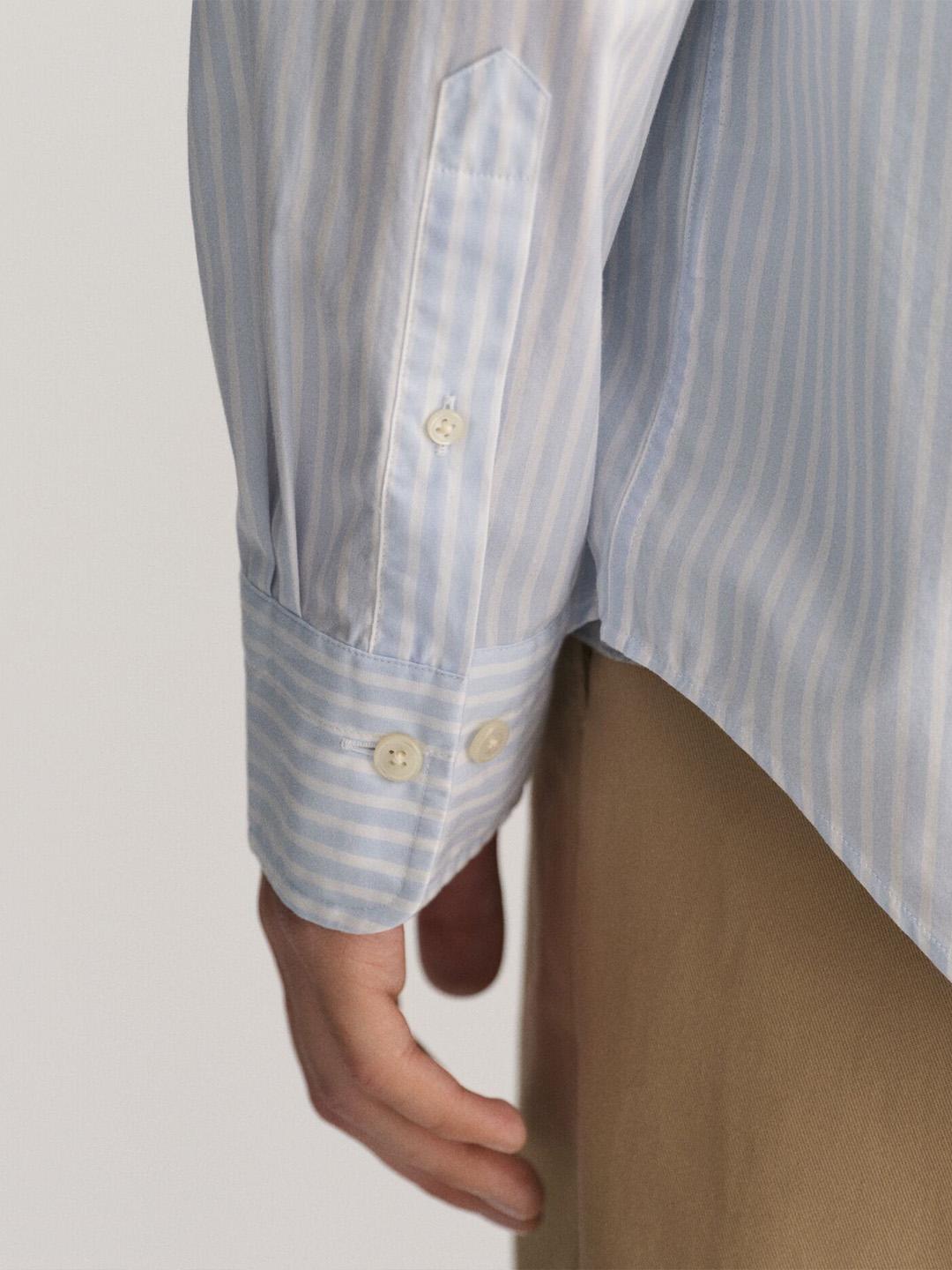 Gant Men Blue Striped Regular Fit Classic Poplin Shirt
