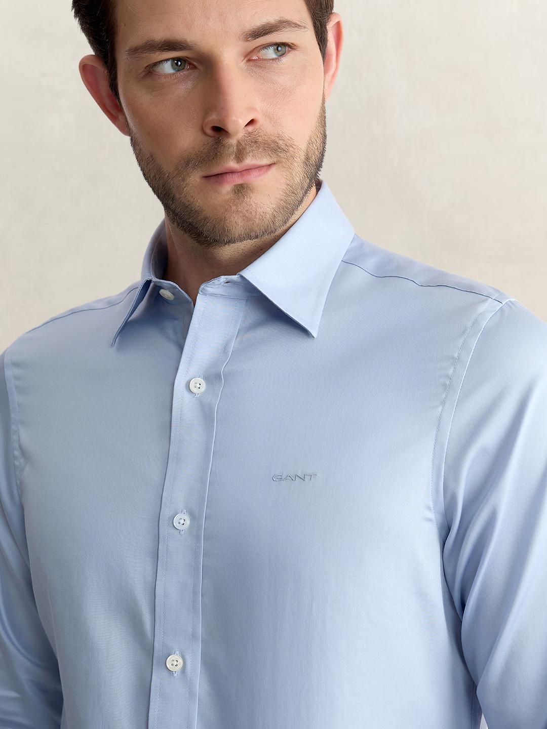 Gant Men Blue Slim Fit Solid Sateen Shirt