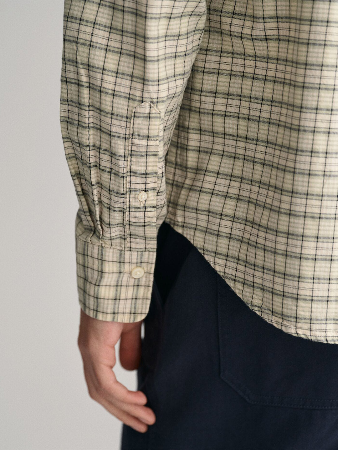 GANT Men Beige Checked Regular Fit Cotton Oxford  Shirt