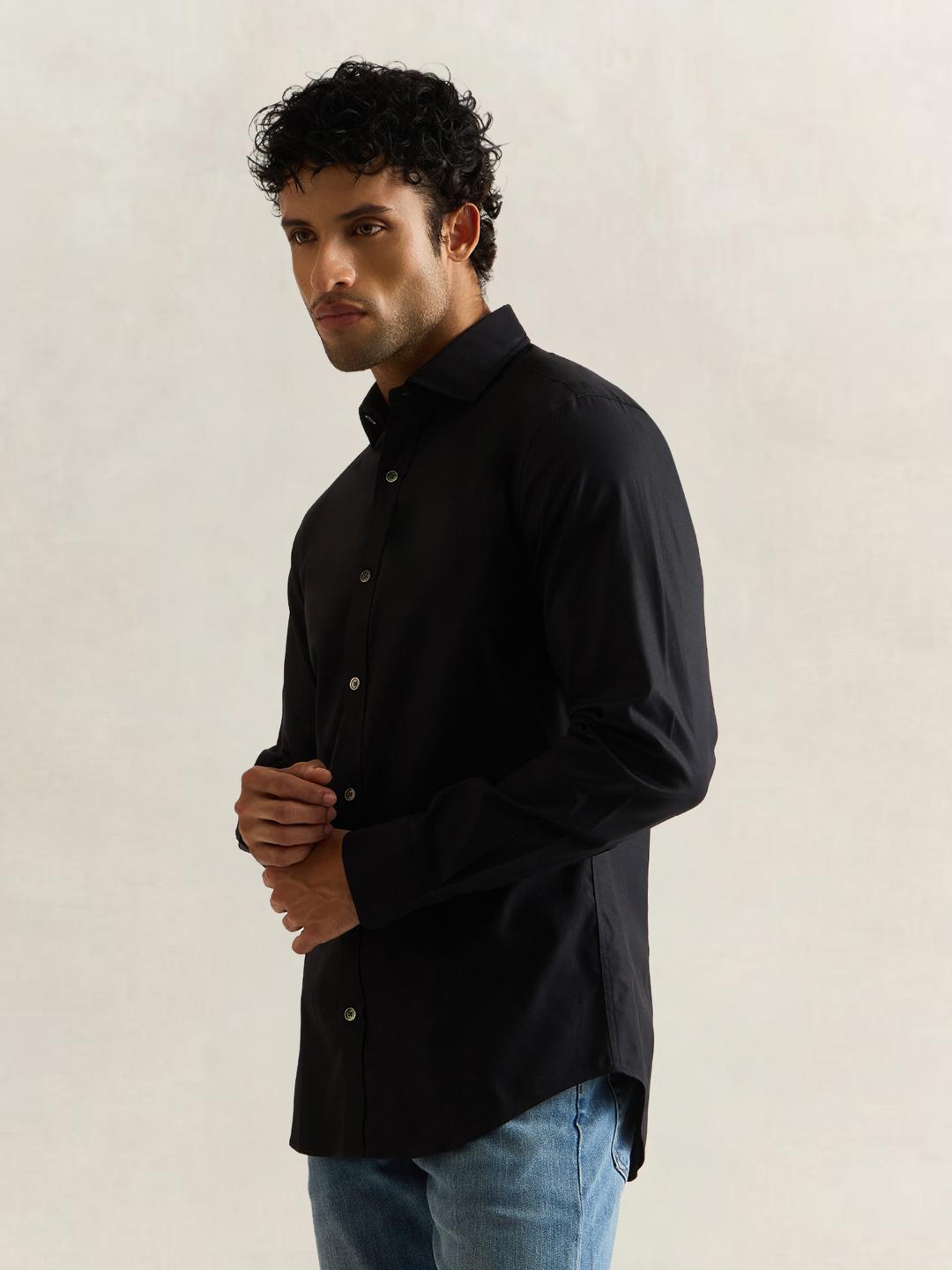 Gant Men Black Solid Slim Fit Cotton Shirt