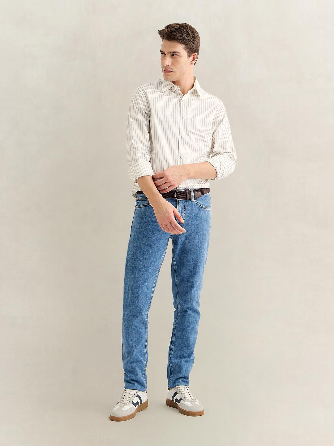 Gant Men Off White Regular Fit Striped Cotton Dobby Shirt