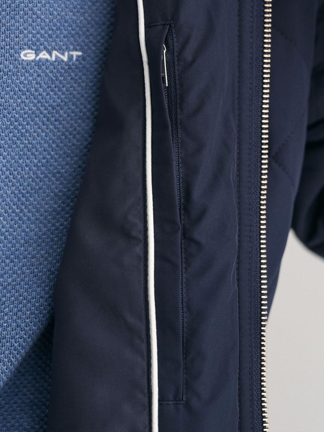 Gant Men Navy Quilted Regular Fit Jacket