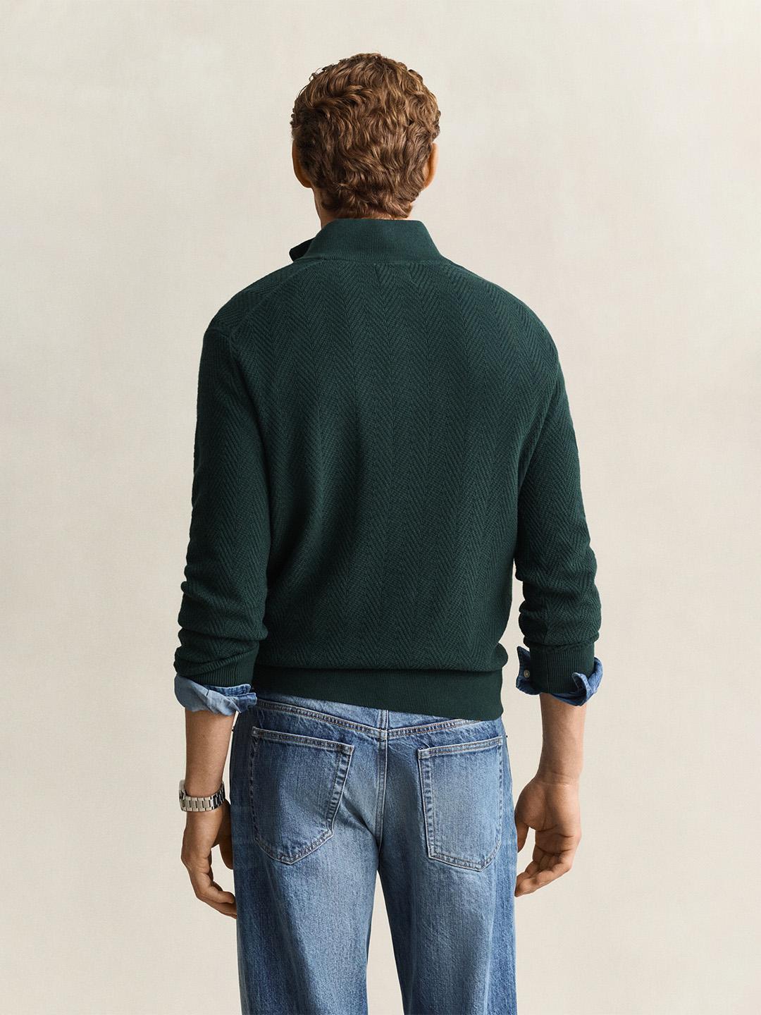 Gant Men Green Regular Fit Solid Sweater