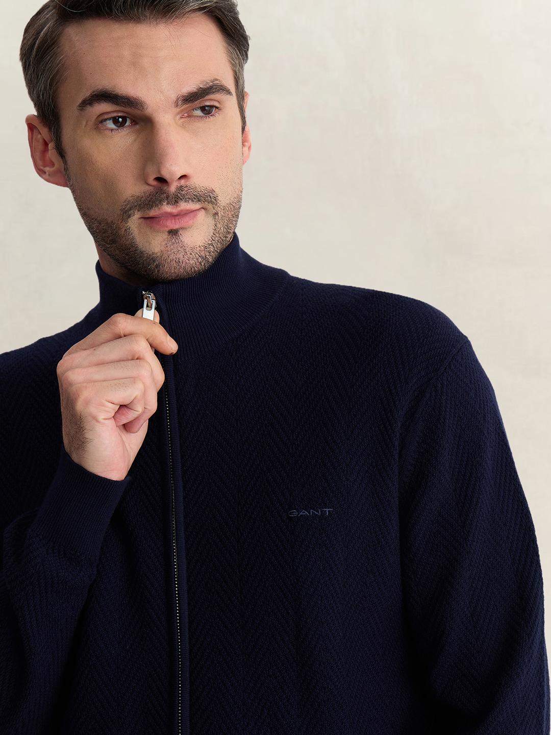 Gant Men Blue Regular Fit Solid Cotton Blend SWEATSHIRT