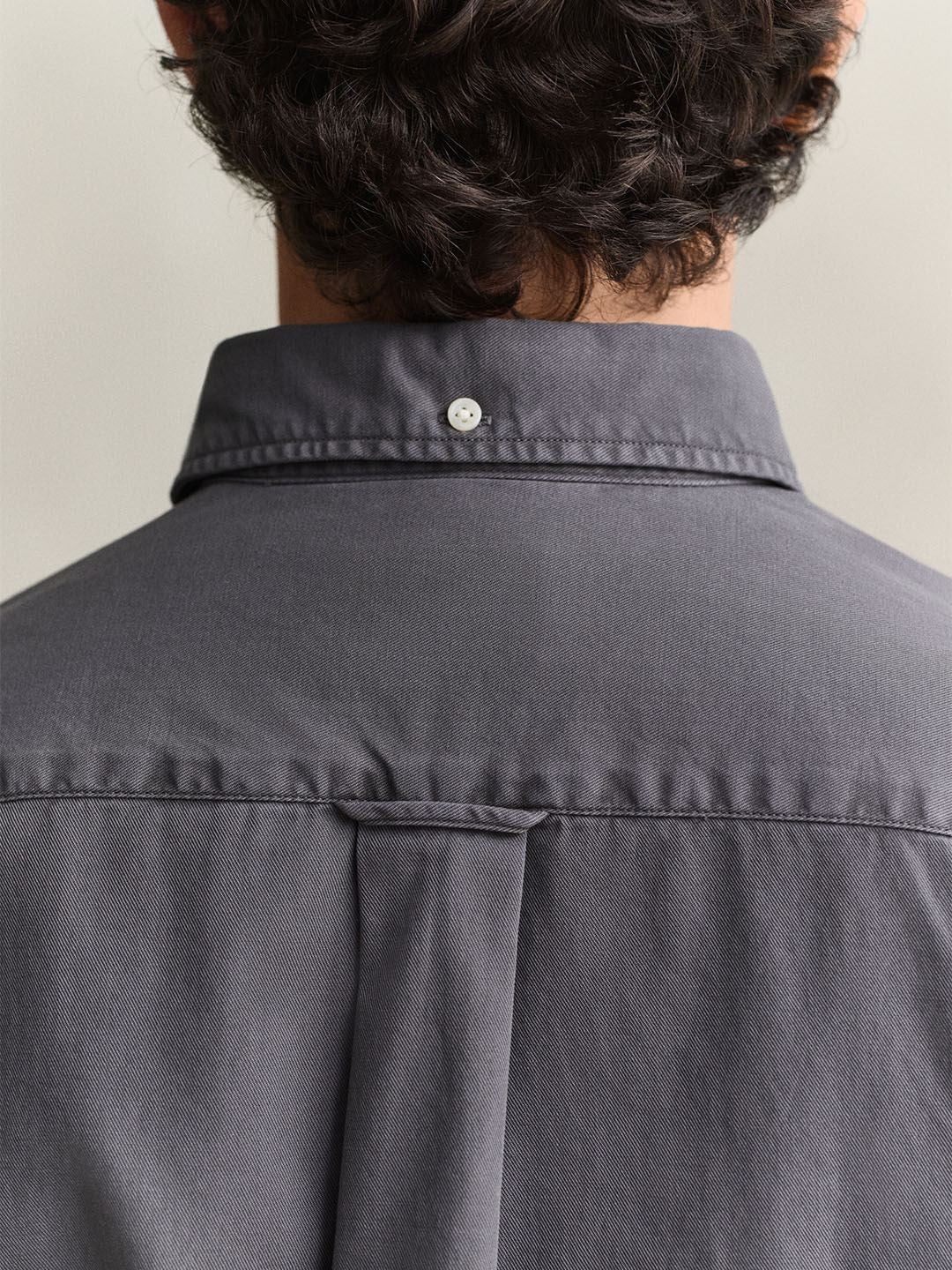 GANT Men Grey Solid Regular Fit Twill Shirt