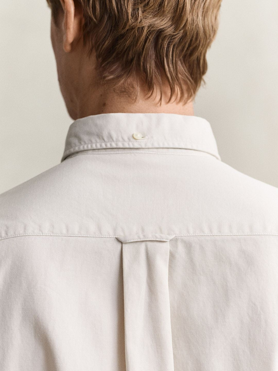 GANT Men Beige Solid Regular Fit Twill Shirt