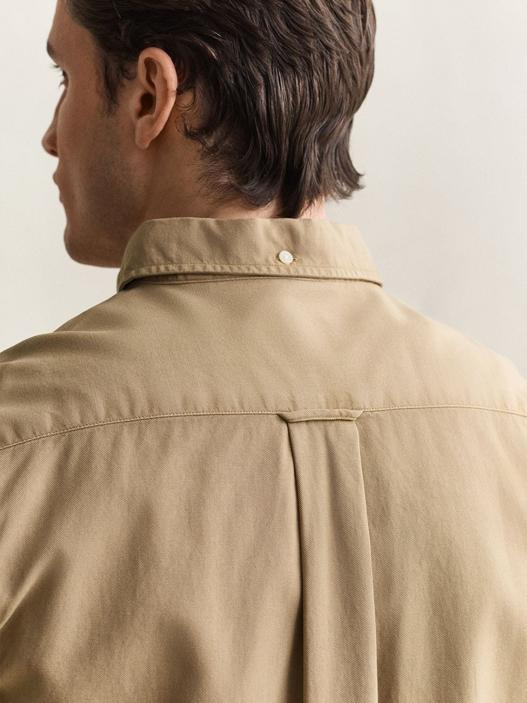 GANT Men Beige Solid Regular Fit Twill Shirt