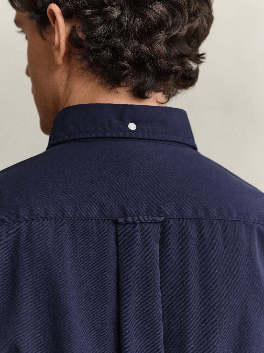 GANT Men Navy Blue Solid Regular Fit Twill Shirt