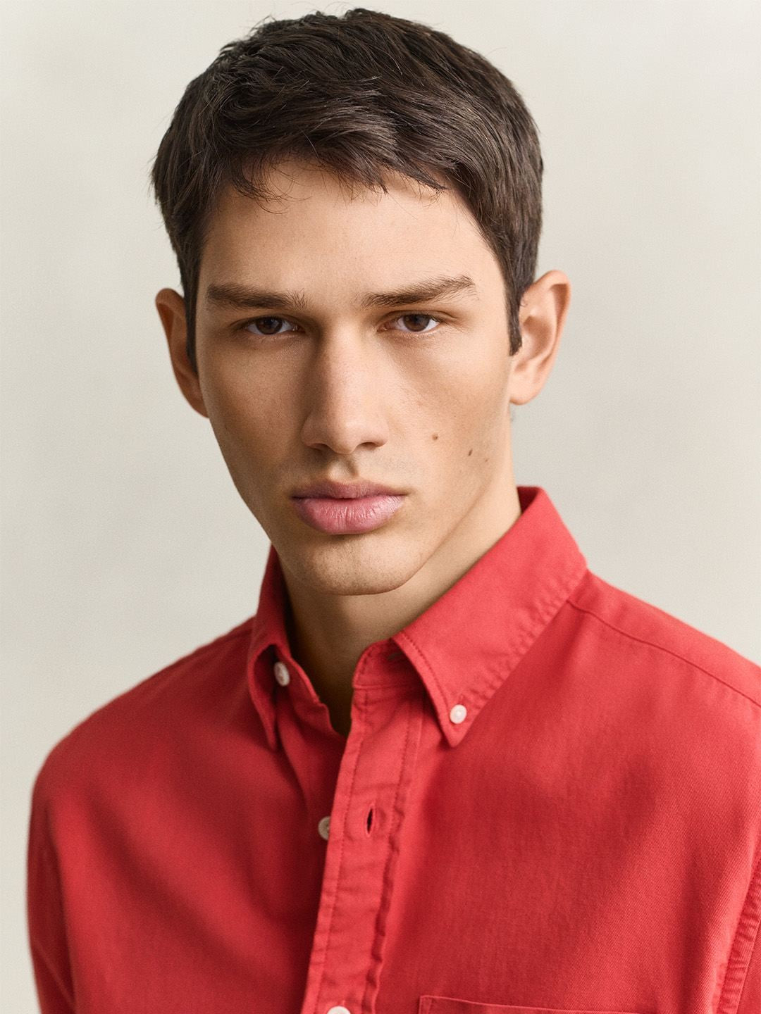 GANT Men Red Solid Regular Fit Twill Shirt