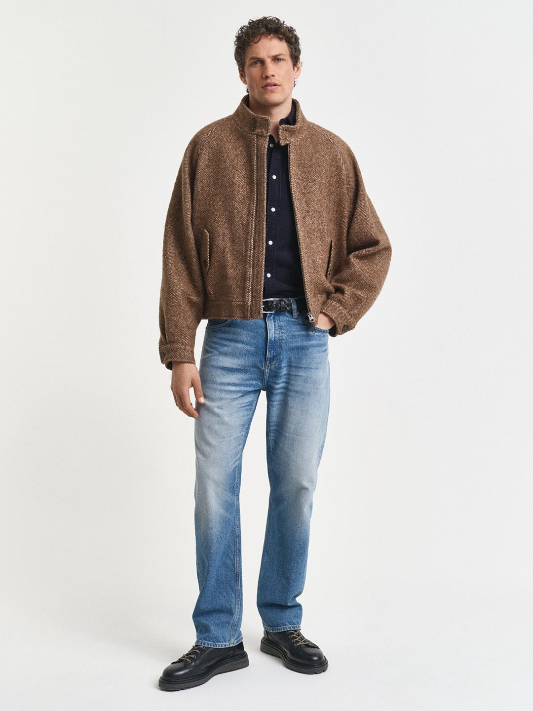 Gant Men Navy Blue Solid Regular Fit Corduroy Shirt