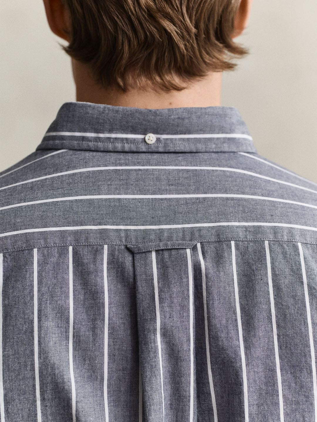 Gant Men Grey Striped Regular Fit Poplin Shirt