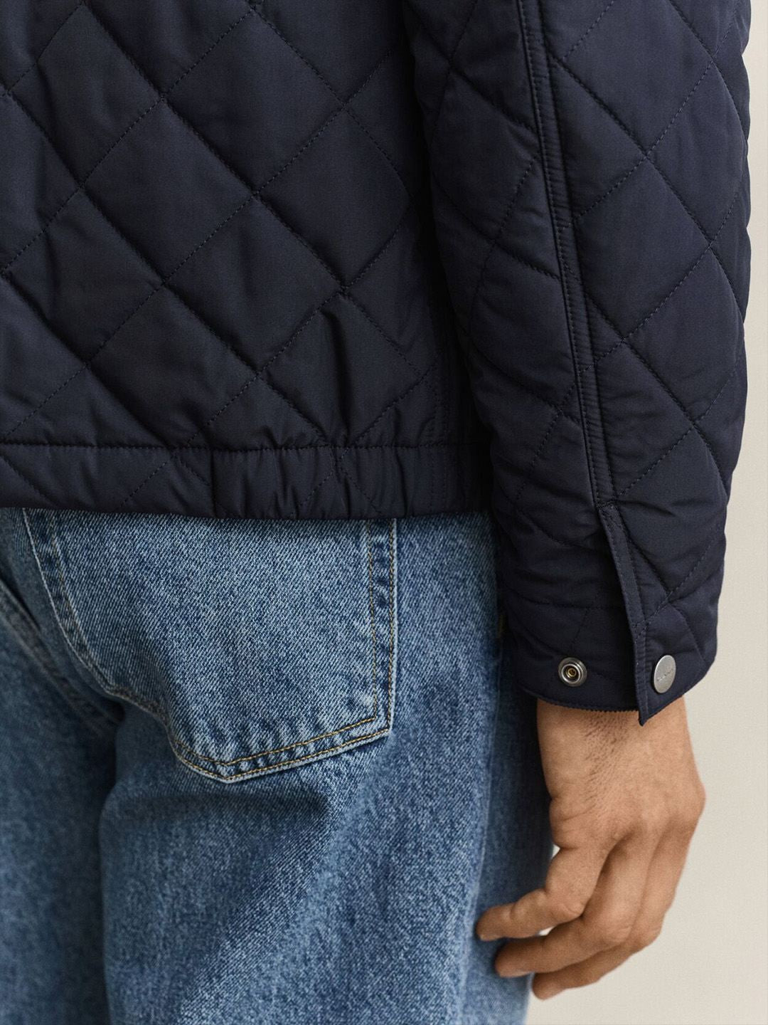 Gant Men Navy Blue Regular Fit Classic Quilted Jacket
