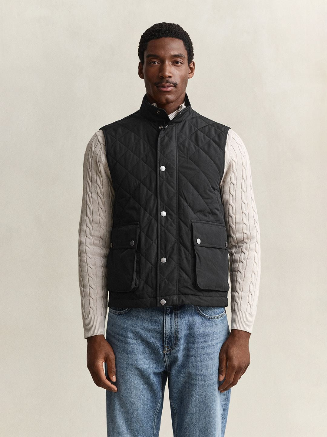 Gant Men Black Regular Fit Classic Quilted Jacket