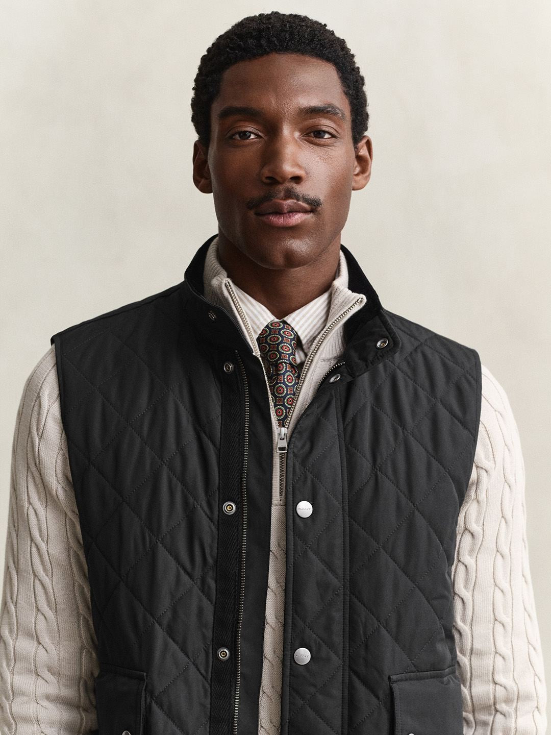 Gant Men Black Regular Fit Classic Quilted Jacket