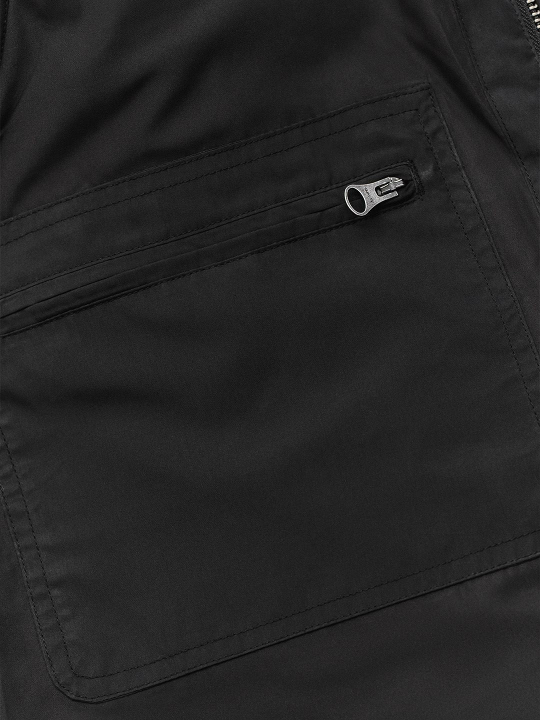 Gant Men Black Regular Fit Classic Quilted Jacket